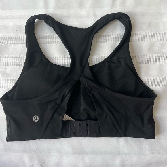Lululemon | Ultralu Square-Neck Workout Bra Medium Support | Size 2 - Picture 2 of 12